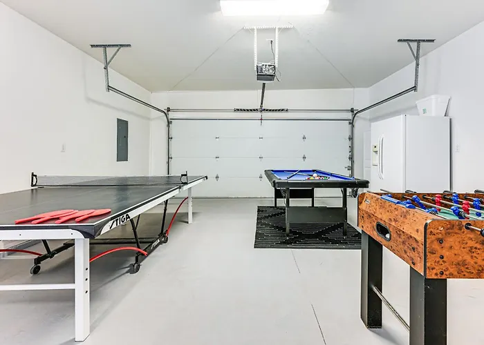 4 Mi To Powell: Retreat W/ Game Room!